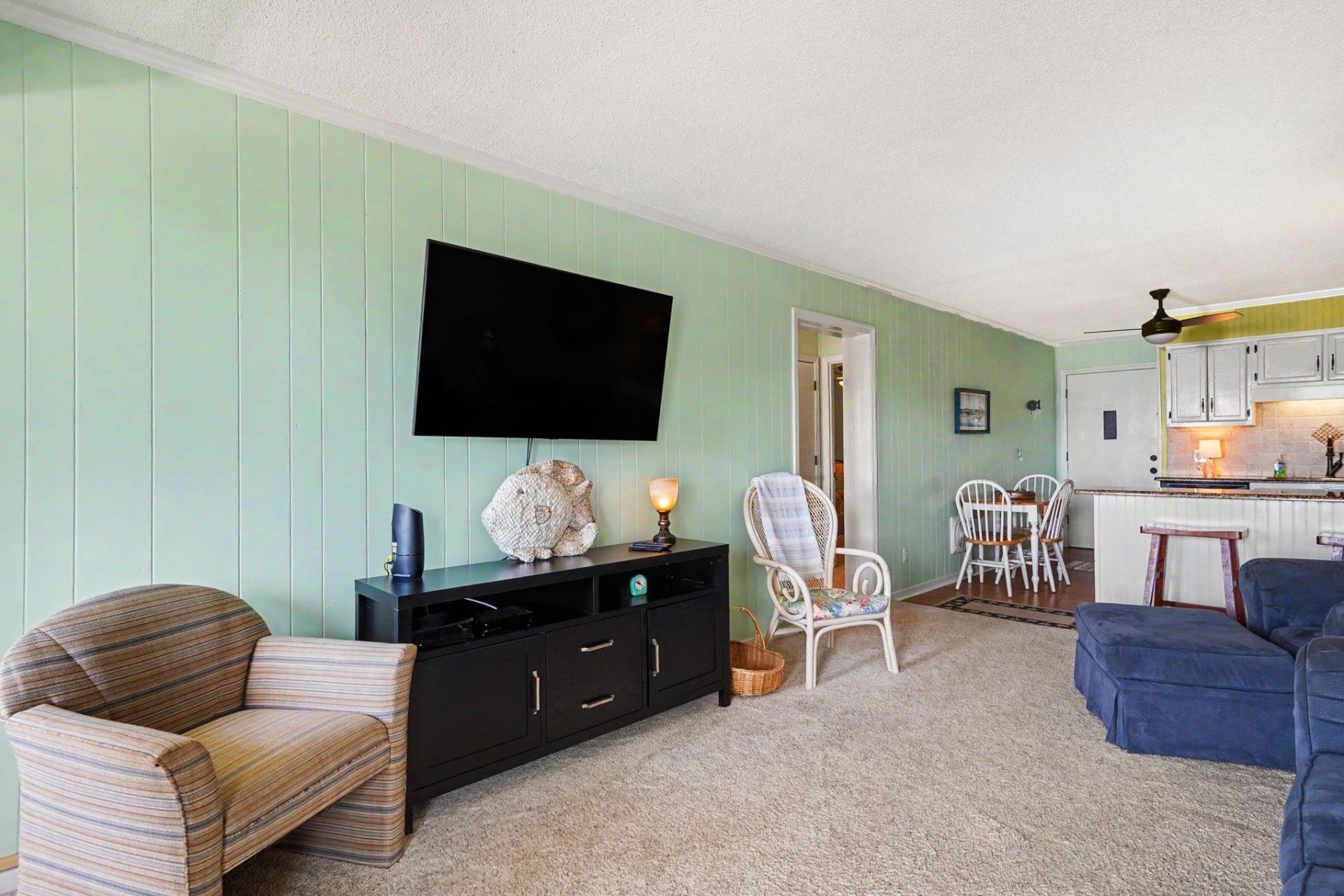 9660 Shore Dr.  Photo 7