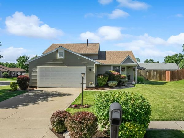6709 Goldenrod Place, Fort Wayne, IN 46835