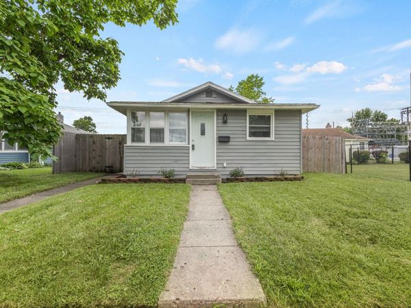 1603 Linden Avenue, Mishawaka, IN 46544