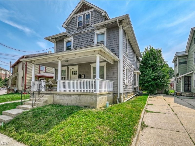 415 Allyn Street, Akron, OH 44304 Photo 2