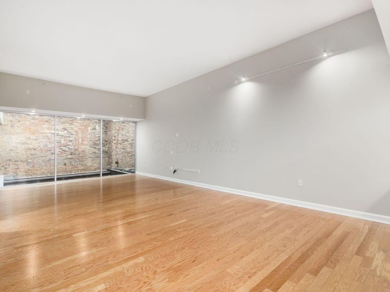 106 N High Street, Unit 506, Columbus, OH 43215 Photo 12
