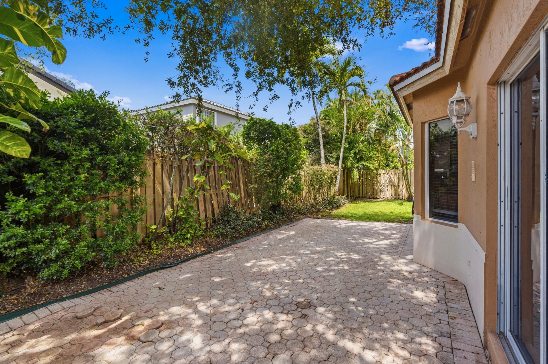 11248 Rhapsody Road, Hollywood, FL 33026 Photo