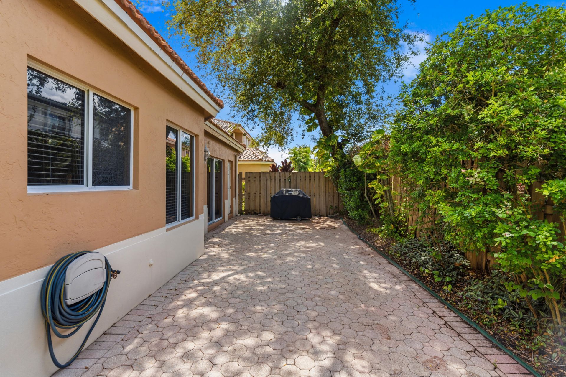 11248 Rhapsody Road, Hollywood, FL 33026 Photo