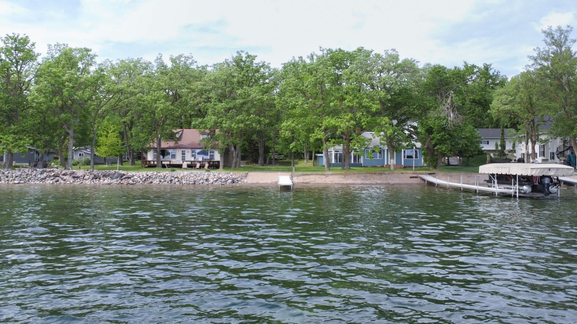 22558 Senns Beach Drive  primary photo