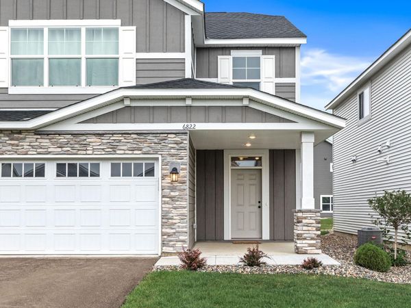 6822 102nd Street S, Cottage Grove, MN 55016