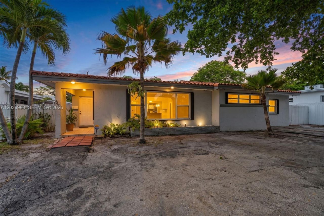 440 NW 125th St , North Miami, FL 33168 Photo