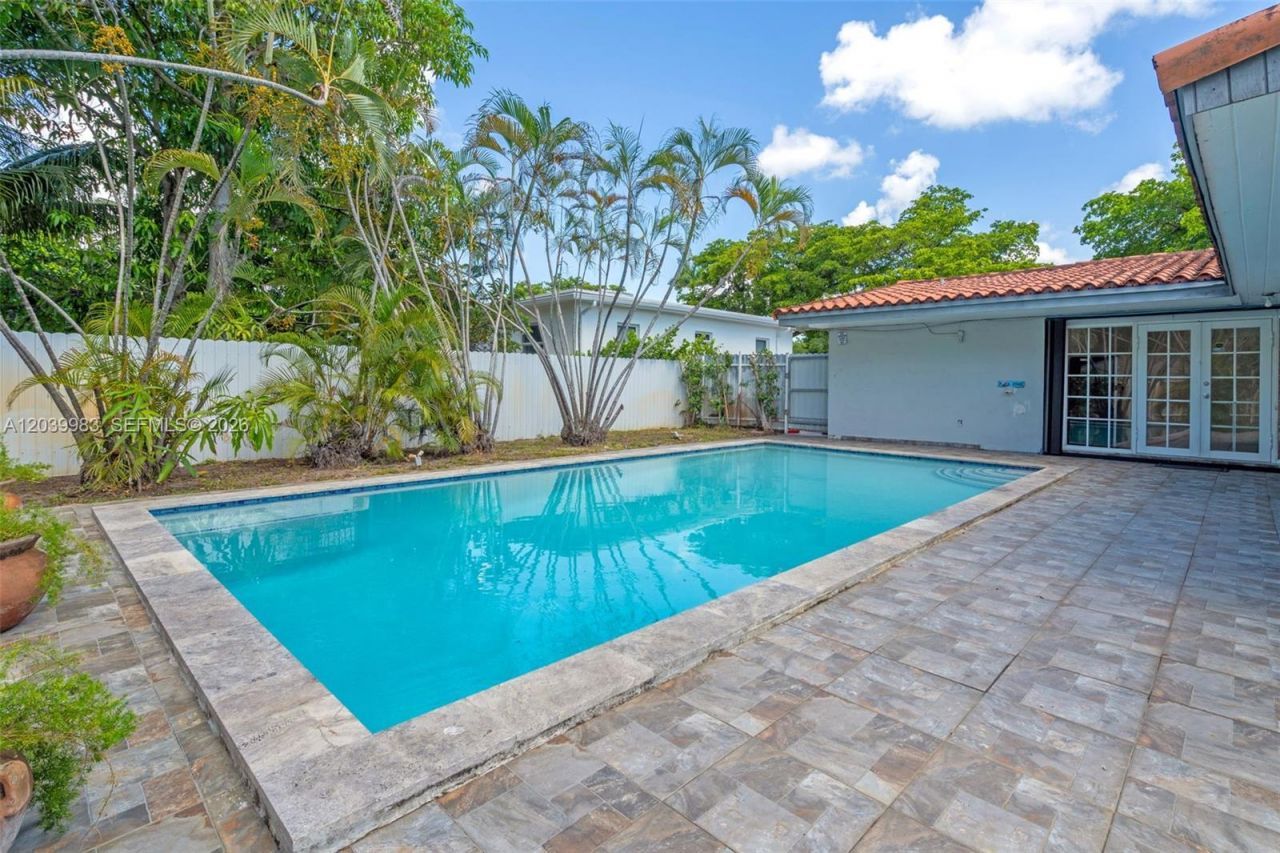 440 NW 125th St , North Miami, FL 33168 Photo