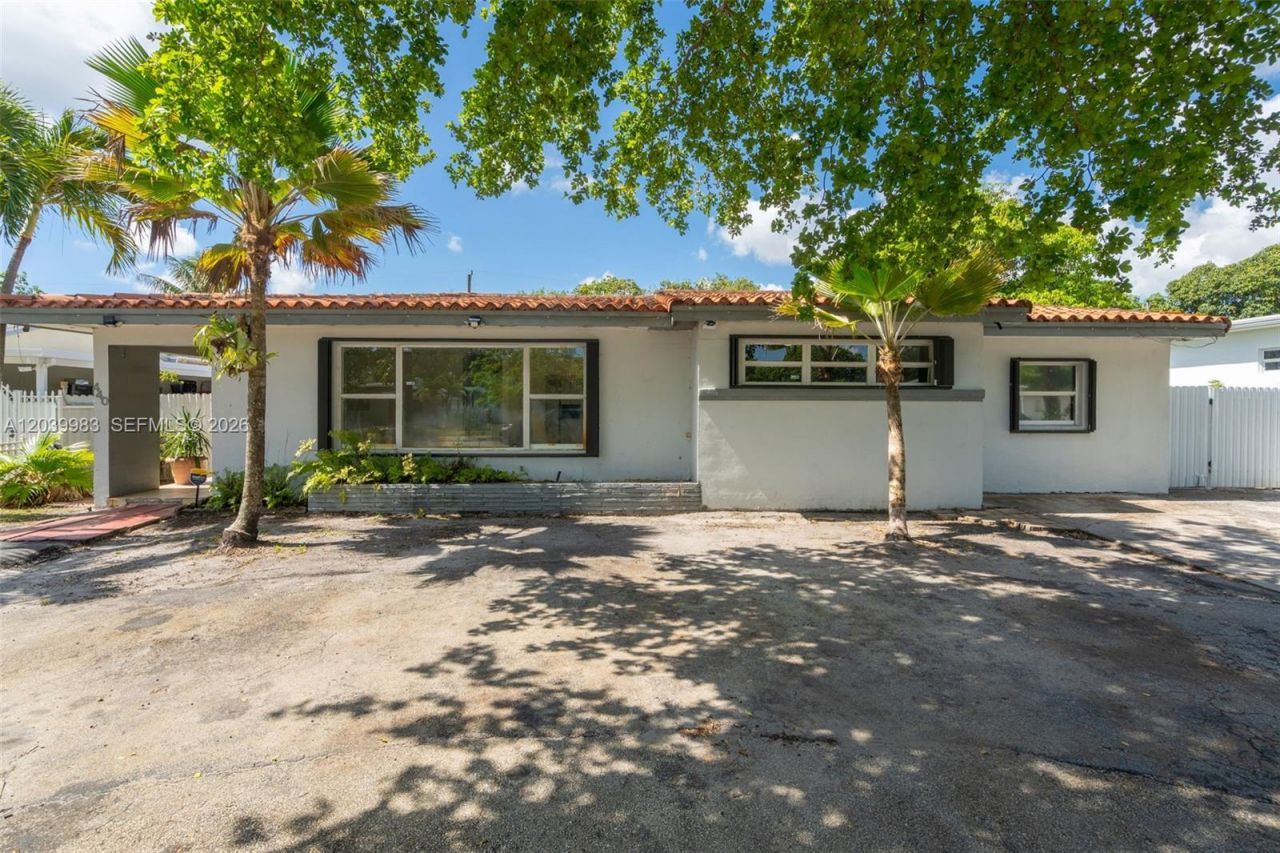 440 NW 125th St , North Miami, FL 33168 Photo