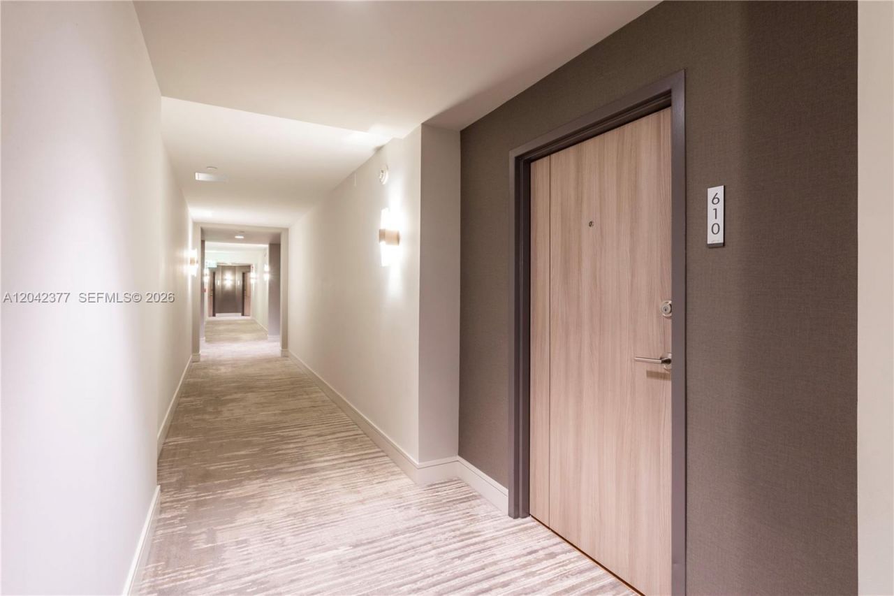 1330 West Ave, Unit 610, Miami Beach, FL 33139 Photo