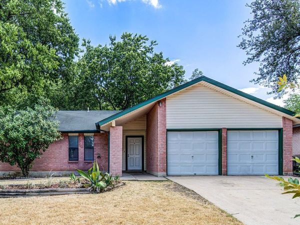 10105 Woodland Village DR, Austin, TX 78750