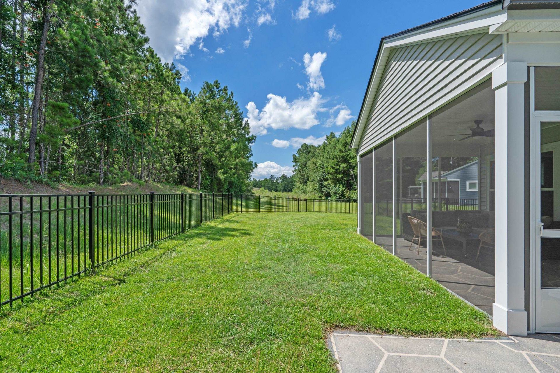 3183 Hannon Dr. Photo 30