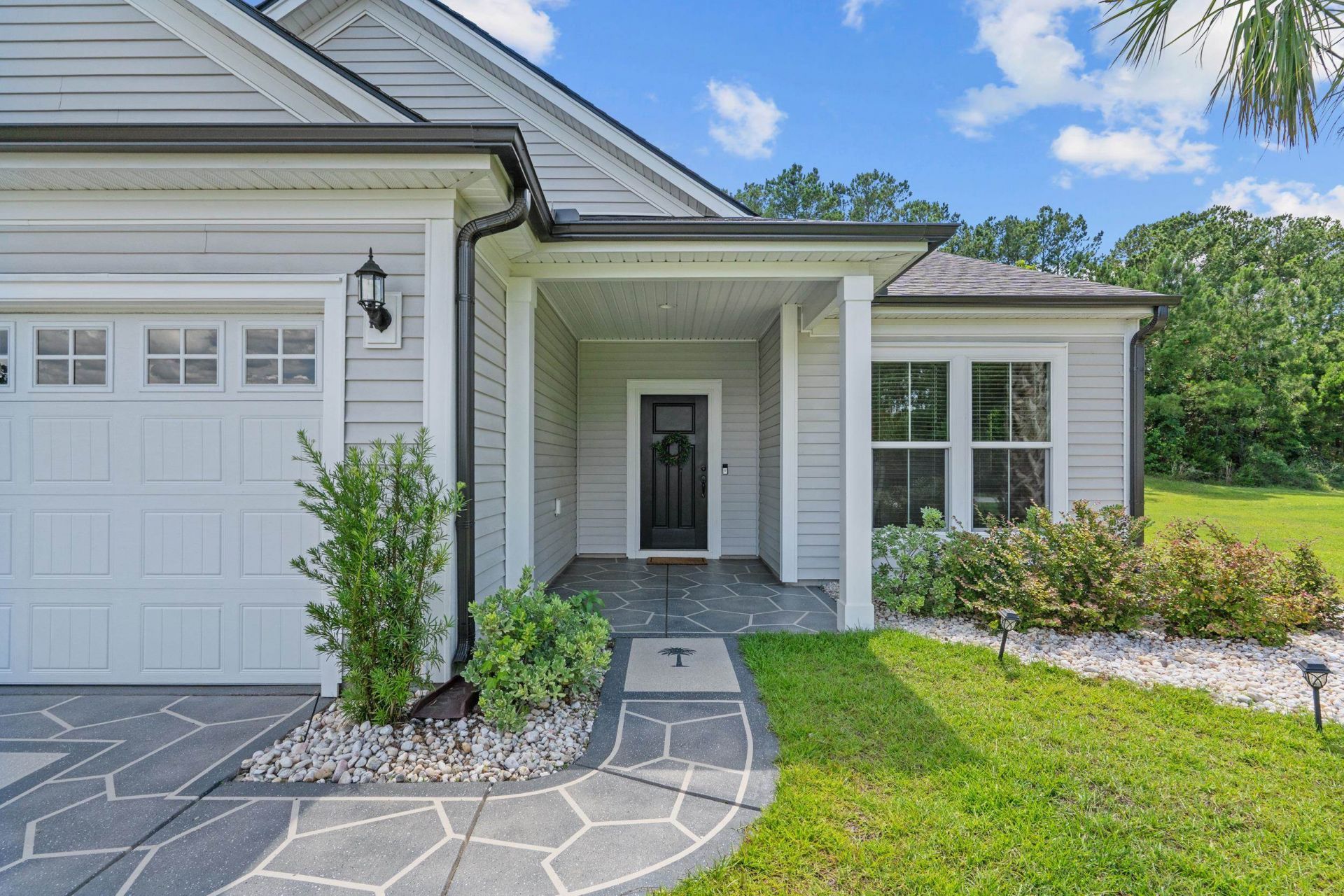 3183 Hannon Dr. Photo 4