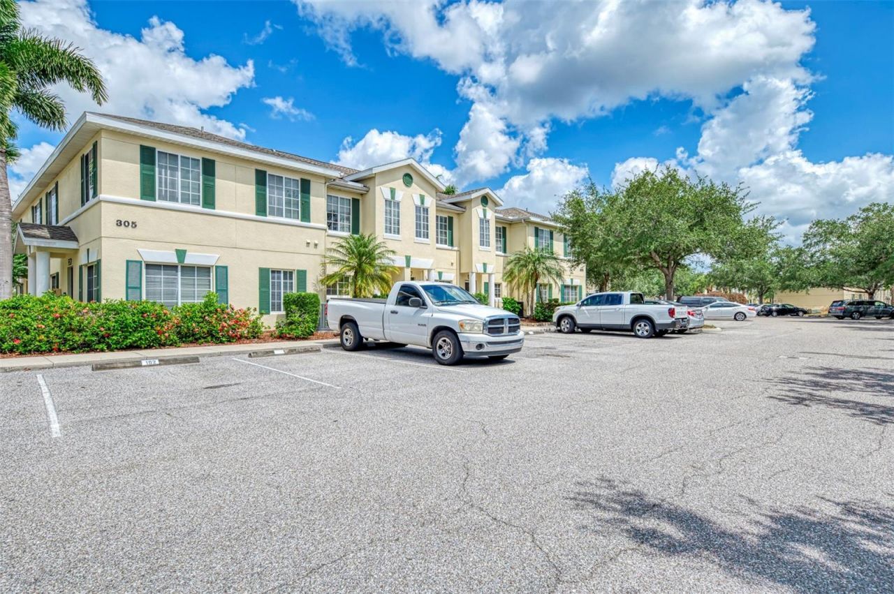 305 Cape Harbour Loop, Unit 104, Bradenton, FL 34212 Photo