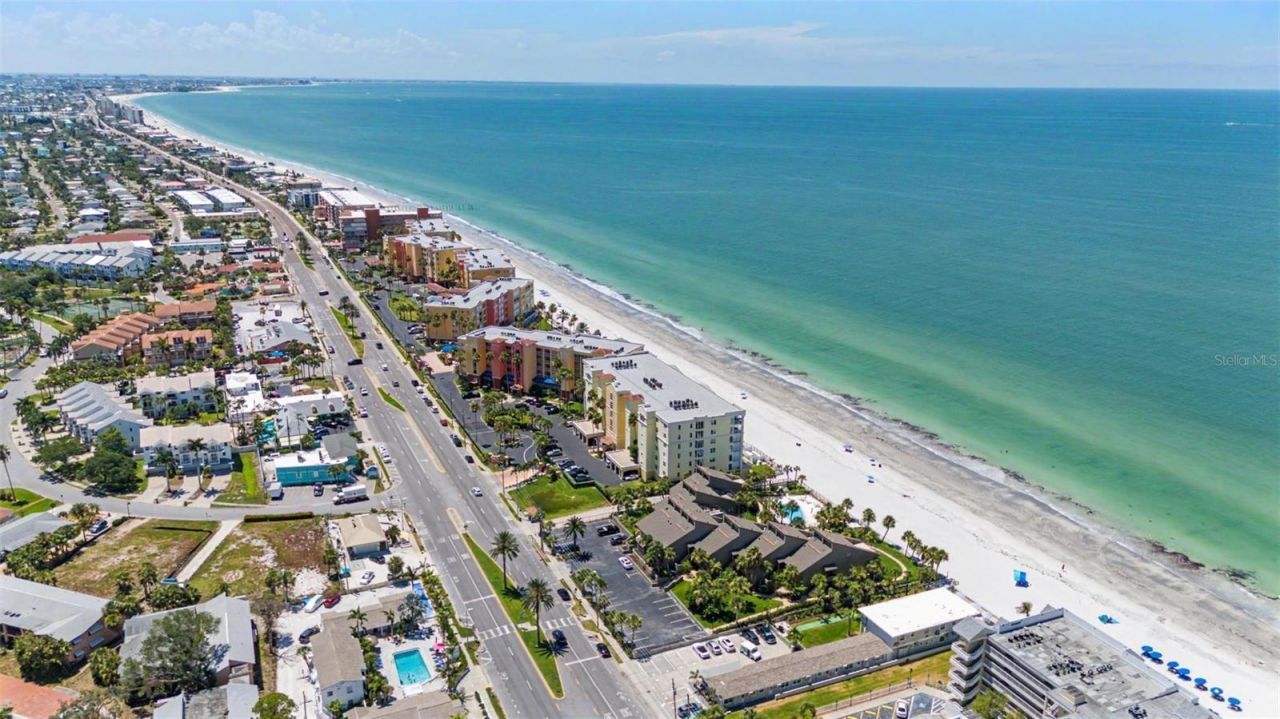 16850 Gulf Boulevard, Unit 4, North Redington Beach, FL 33708 Photo