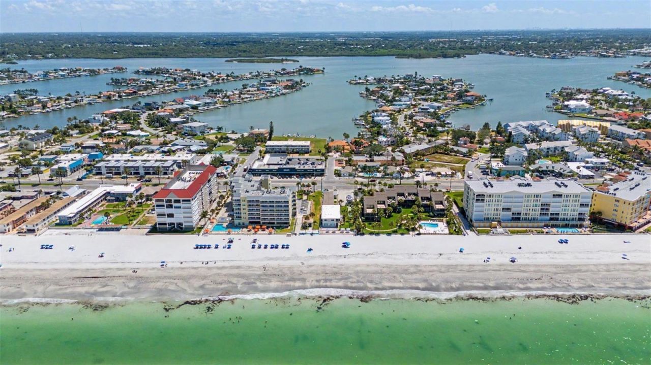 16850 Gulf Boulevard, Unit 4, North Redington Beach, FL 33708 Photo