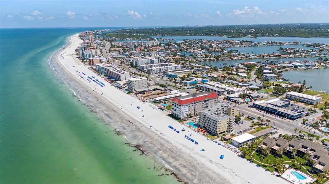 16850 Gulf Boulevard, Unit 4, North Redington Beach, FL 33708 Photo