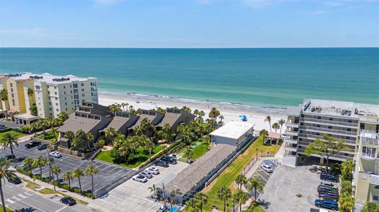 16850 Gulf Boulevard, Unit 4, North Redington Beach, FL 33708 Photo