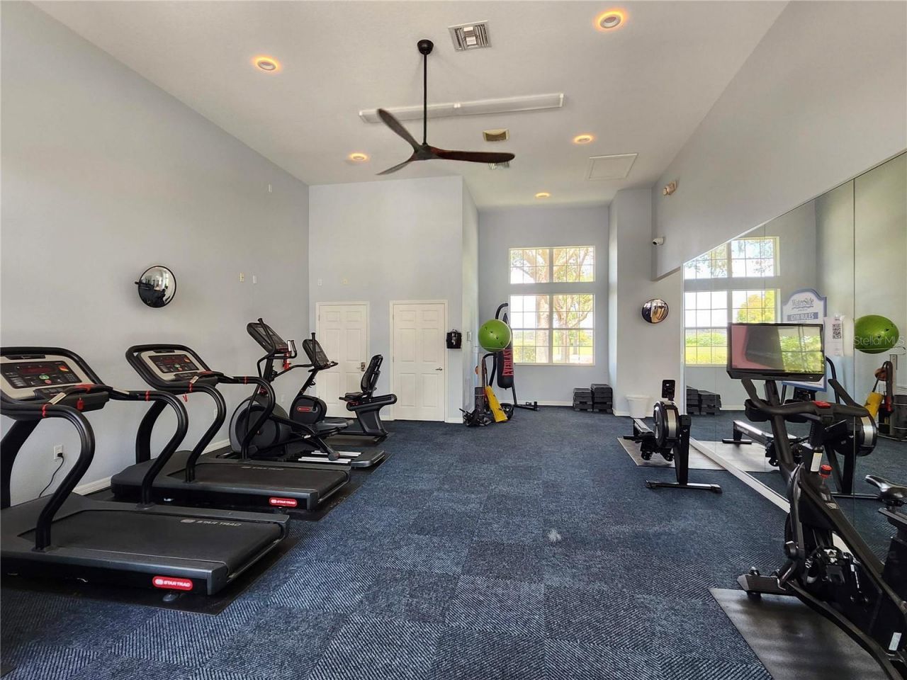 411 Rock Springs Circle , Groveland, FL 34736 Photo