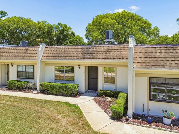 11340 CARRIAGE HILL DRIVE , Unit 4, PORT RICHEY, FL 34668