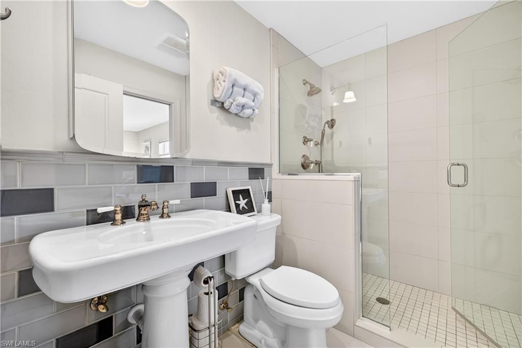 240 Channel Dr , Naples, FL 34108 Photo