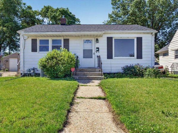 2724 Lawndale Avenue, ROCKFORD, IL 61101
