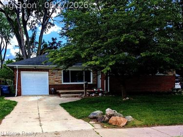 3998 Capitol Avenue, Warren, MI 48091