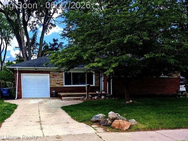 3998 Capitol Avenue, Warren, MI 48091