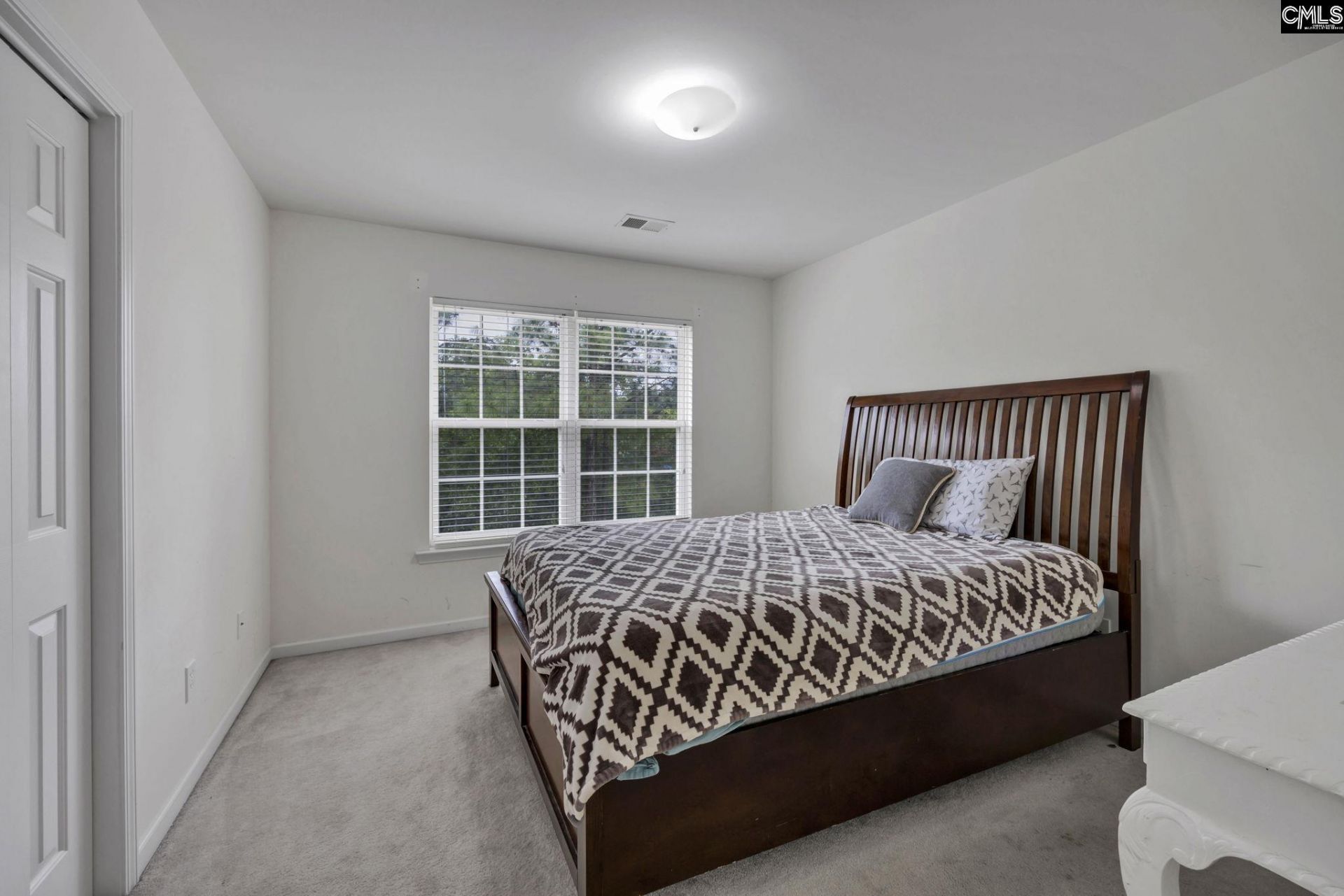 70 Ballymore Court Photo 19
