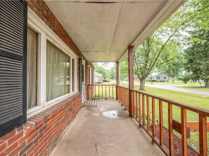 108 Fairlawn Avenue, Niles, OH 44446 Photo 3