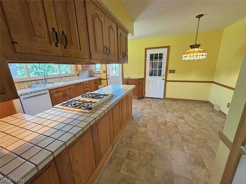 5022 Lawndale Street NW, Canton, OH 44708 Photo 10