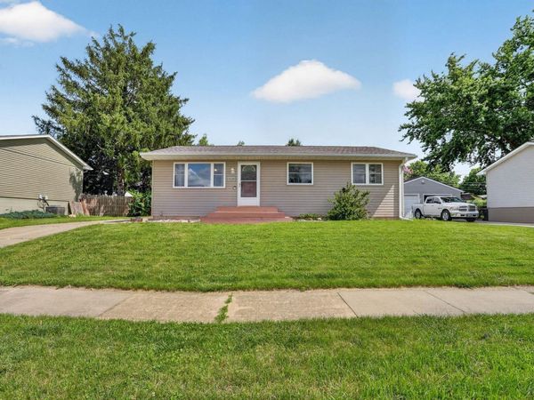 1638 Oriole Avenue, Waterloo, IA 50701