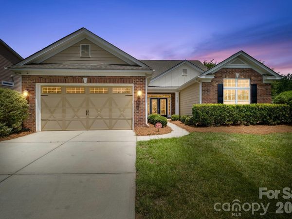 3743 Salvistrin Street , Charlotte, NC 28214