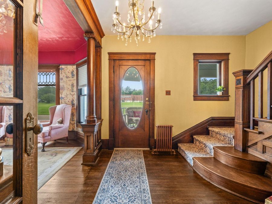Property Image 4