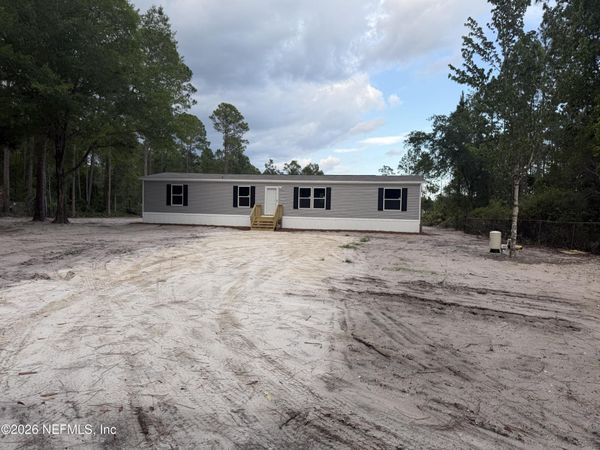 114 NUTMEG Trail, Interlachen, FL 32148