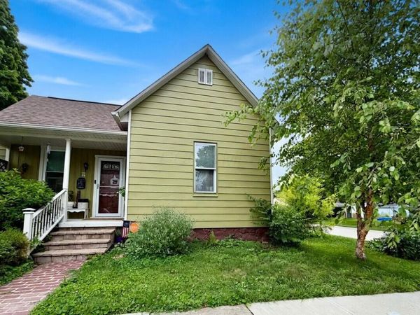 53 N Hampton Street , West Jefferson, OH 43162