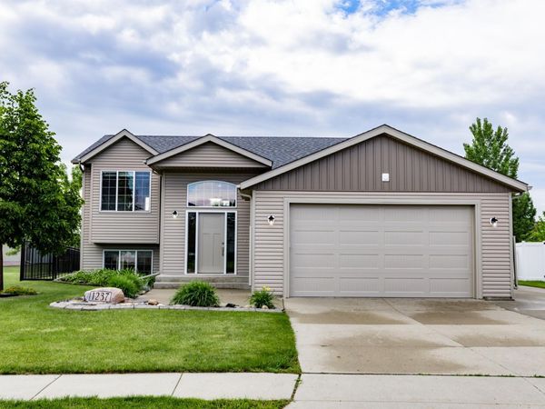 1237 Diversion Drive , West Fargo, ND 58078