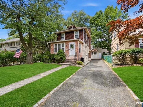 112 Grove Avenue, VERONA, NJ 07044