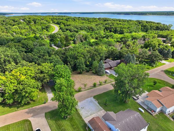 Dutchman's Landing Lot 119, Pella, IA 50214