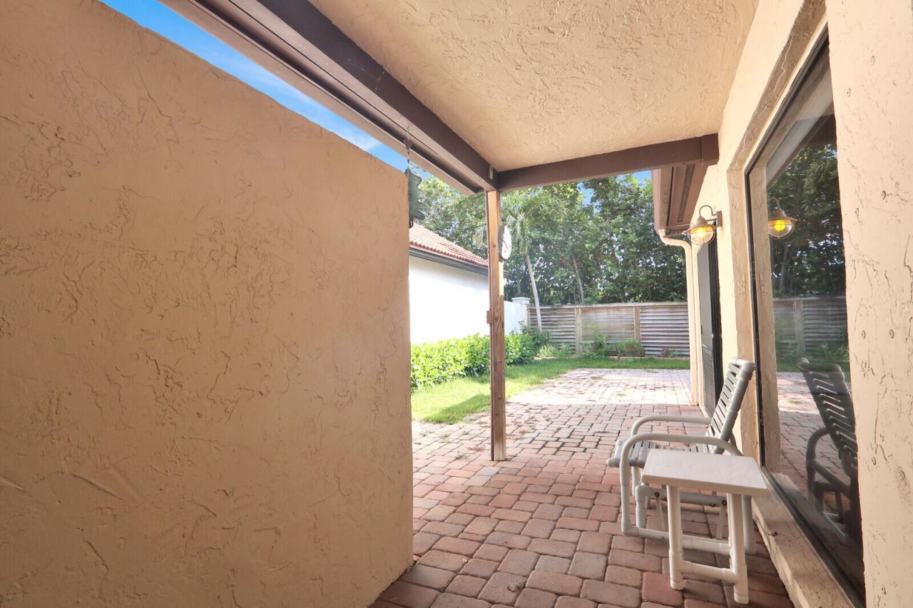 13 Ironwood Way N, Palm Beach Gardens, FL 33418 Photo