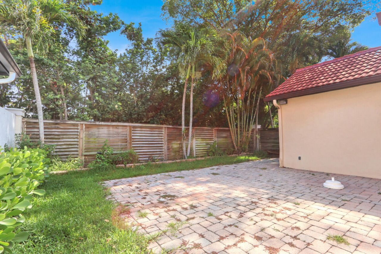 13 Ironwood Way N, Palm Beach Gardens, FL 33418 Photo