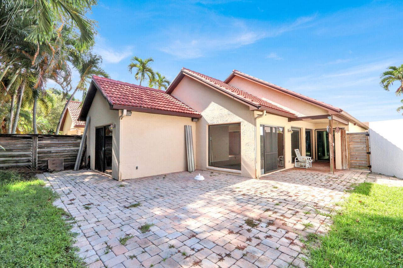 13 Ironwood Way N, Palm Beach Gardens, FL 33418 Photo