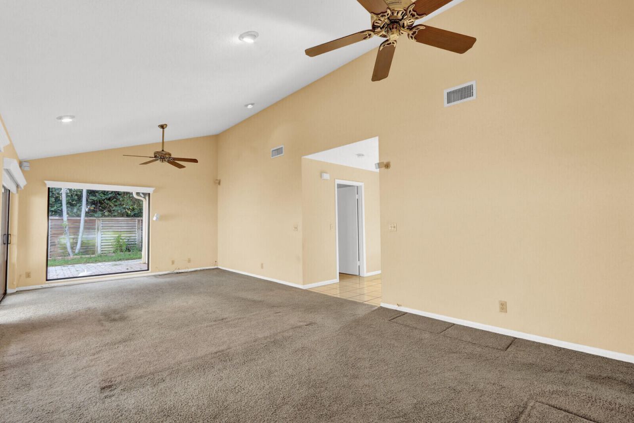 13 Ironwood Way N, Palm Beach Gardens, FL 33418 Photo