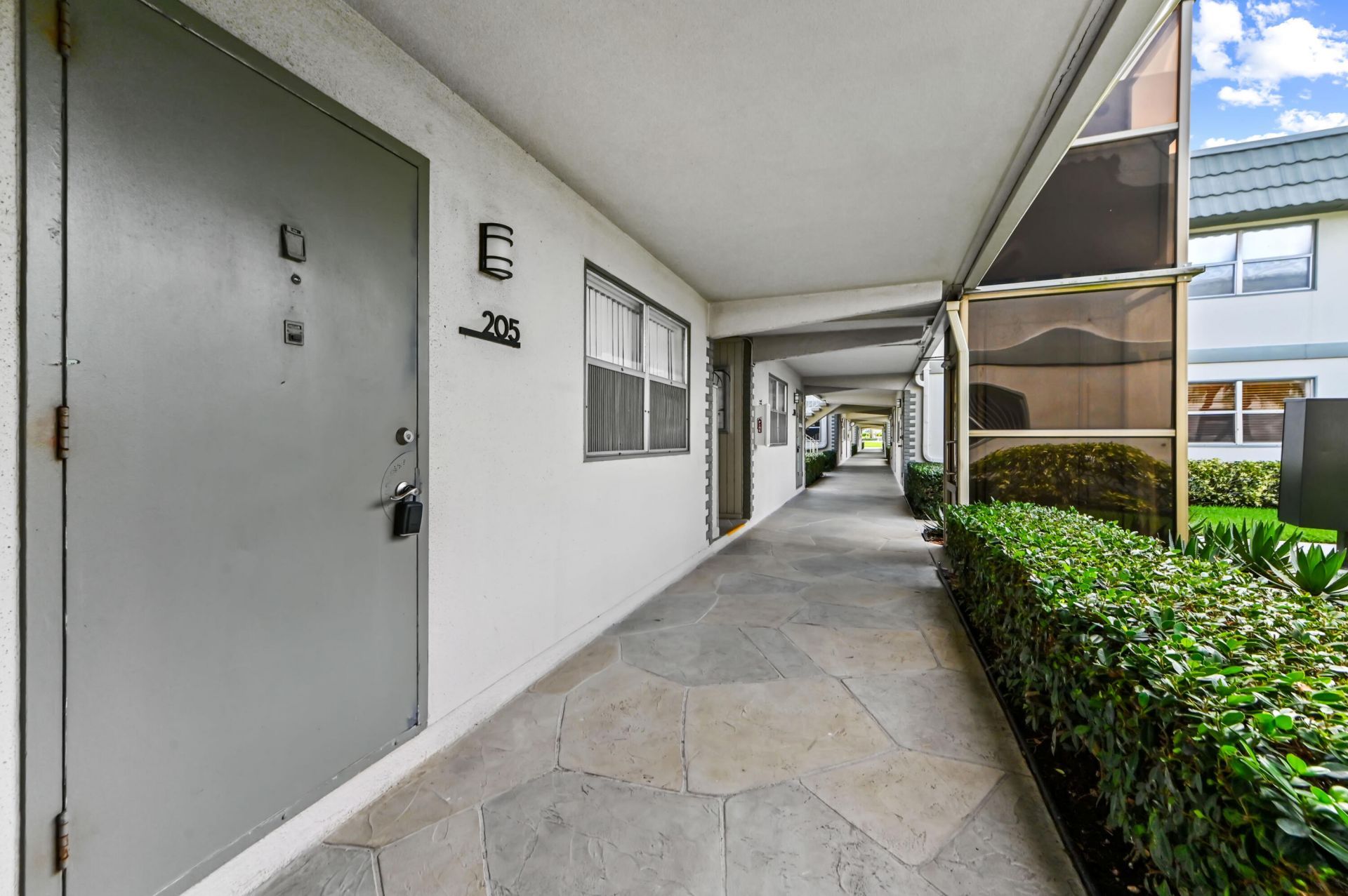 205 Flanders E, Delray Beach, FL 33484 Photo