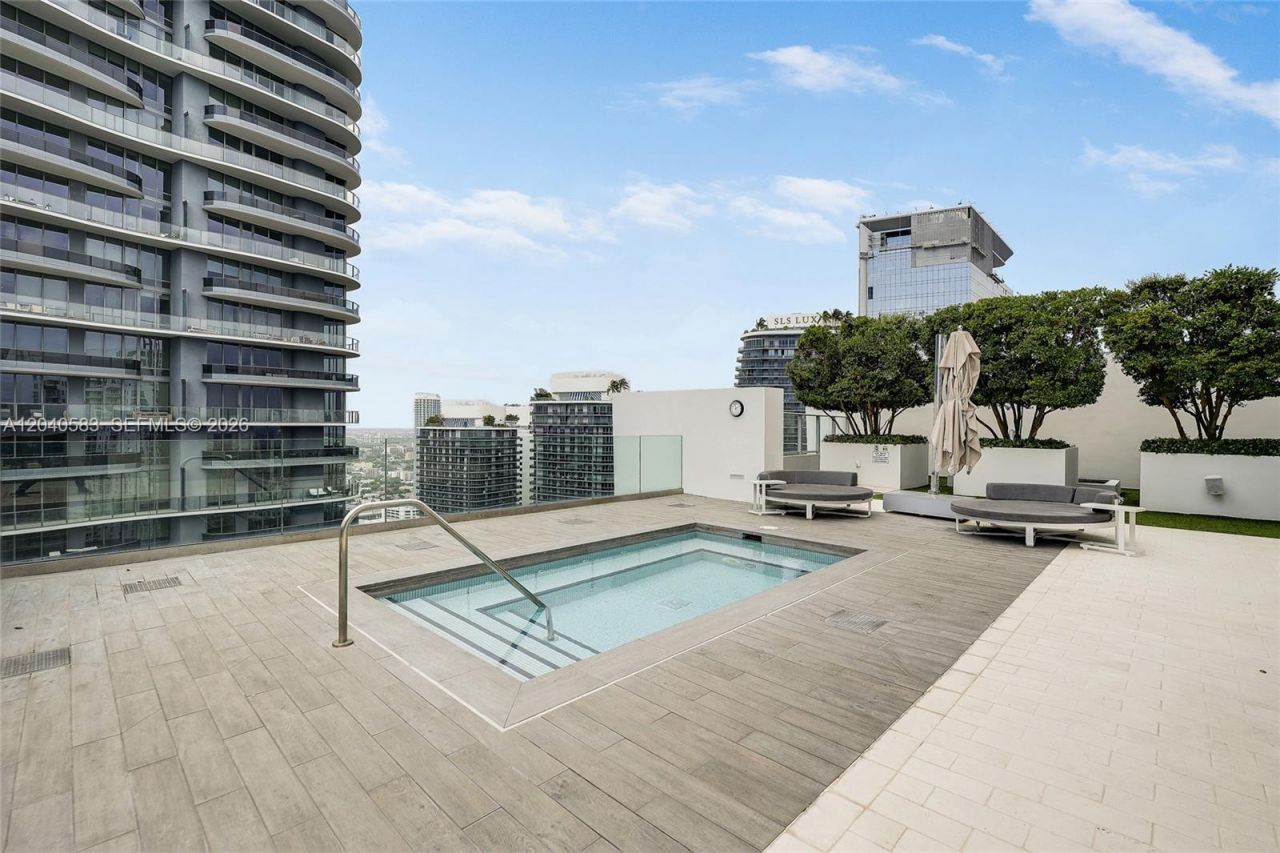 1010 Brickell Ave, Unit 3007, Miami, FL 33131 Photo