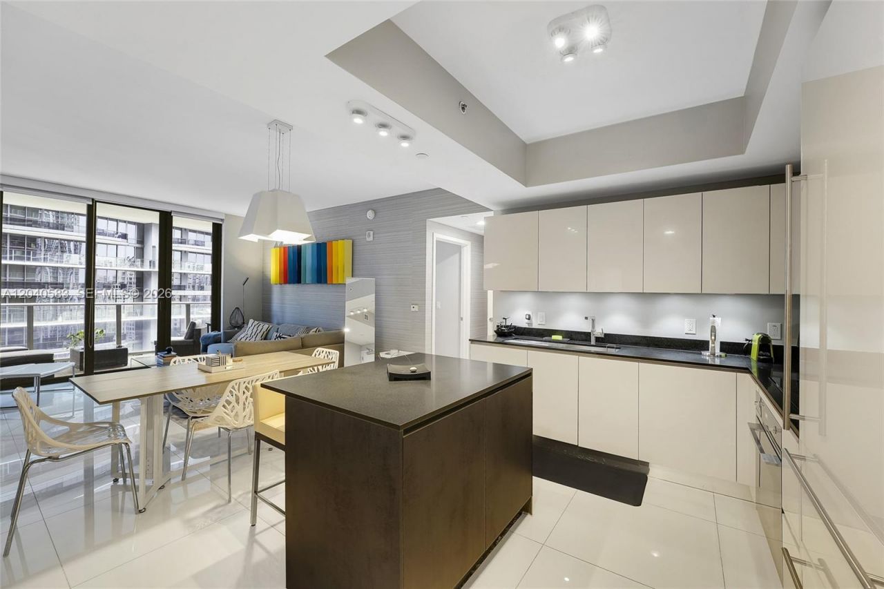 1010 Brickell Ave, Unit 3007, Miami, FL 33131 Photo