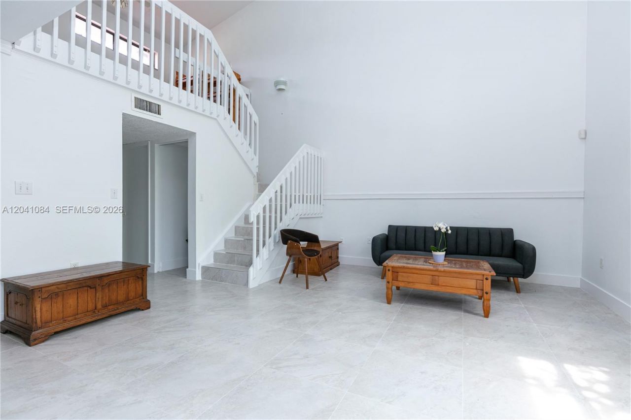 2513 San Remo Cir, Unit 2513, Homestead, FL 33035 Photo