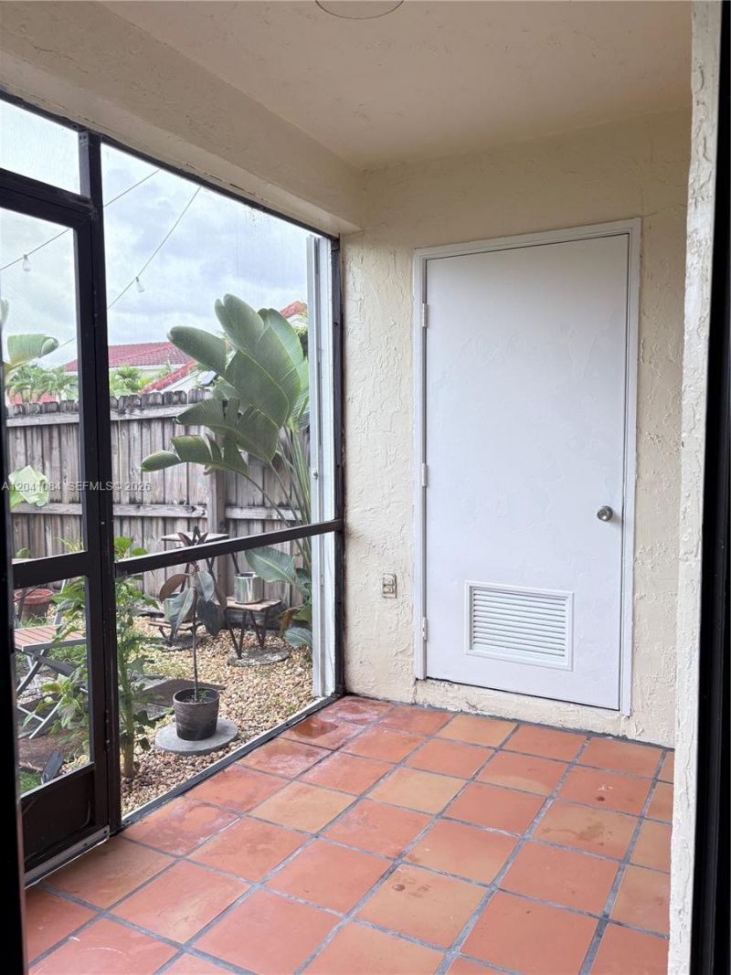 2513 San Remo Cir, Unit 2513, Homestead, FL 33035 Photo