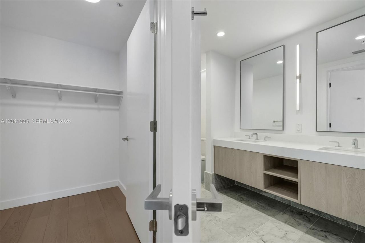 9221 E Bay Harbor Drive , Unit 210, Bay Harbor Islands, FL 33154 Photo