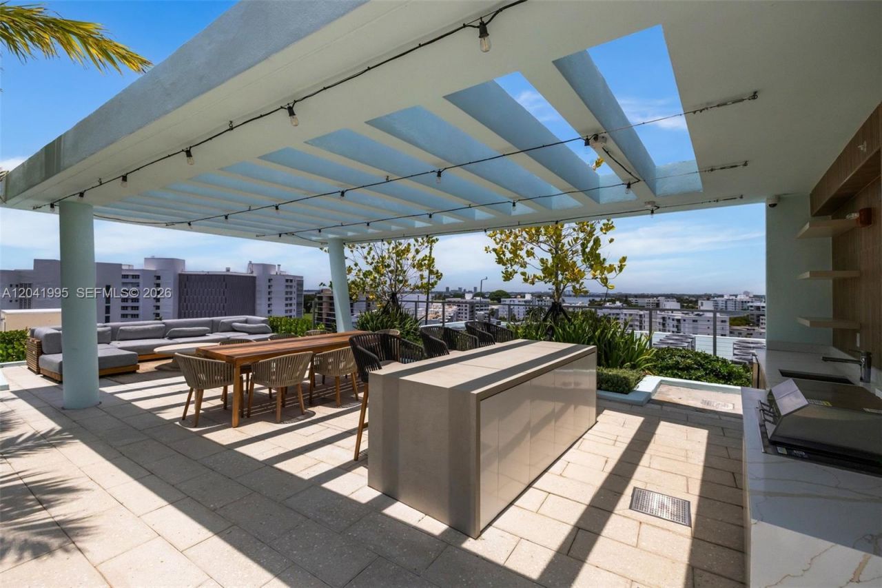 9221 E Bay Harbor Drive , Unit 210, Bay Harbor Islands, FL 33154 Photo