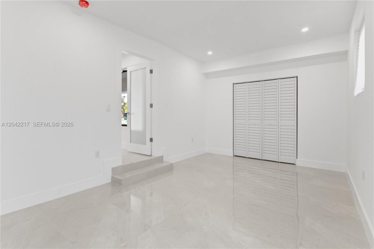 2431 Sabal Palm Dr, Miramar, FL 33023 Photo